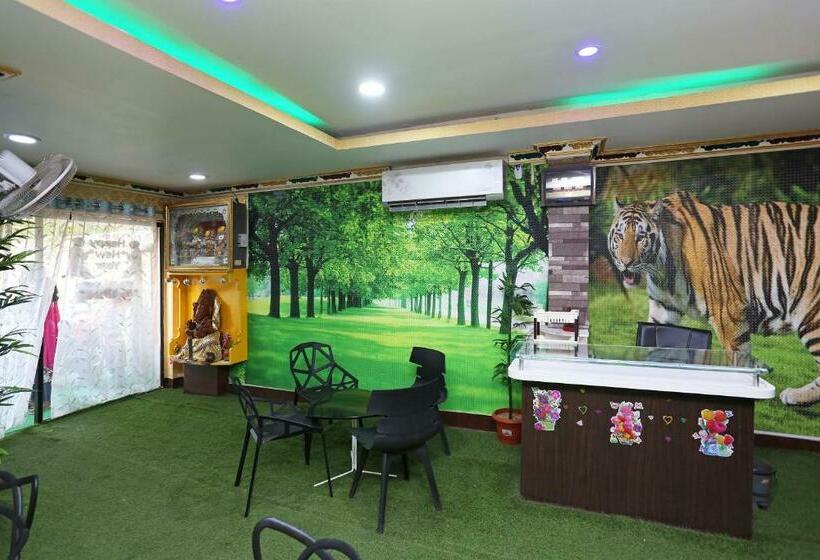 酒店 Capital O 14727 Greenland Classic