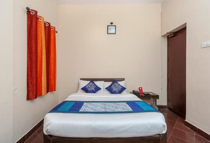 호텔 Oyo 15768 Rsm Shelters