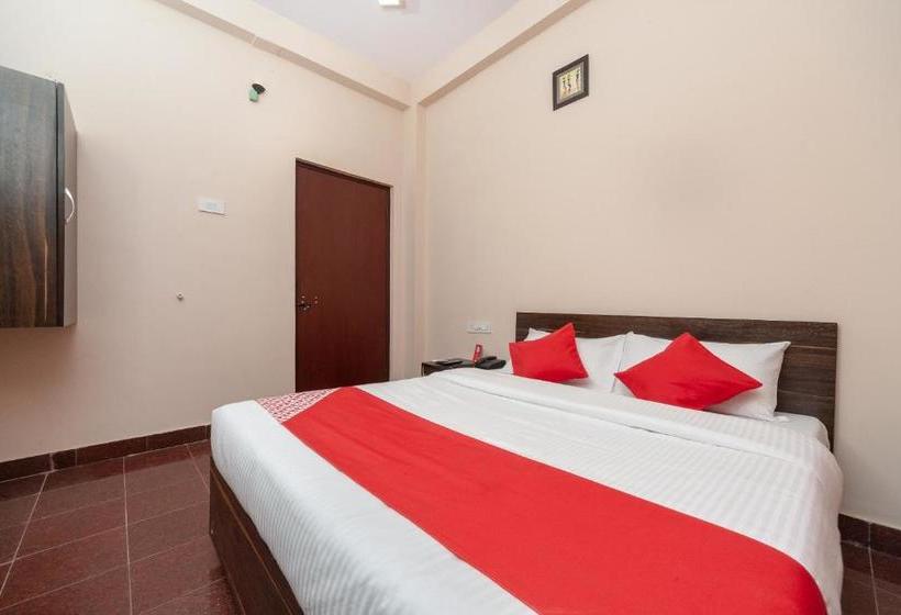 호텔 Oyo 15768 Rsm Shelters