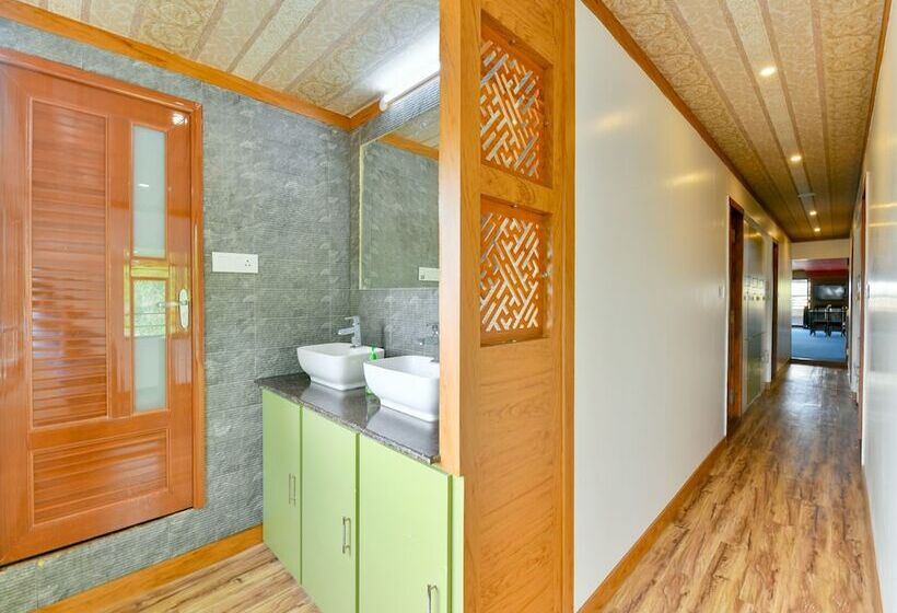 호텔 Oyo 16838 Big B Houseboat 10 Bhk