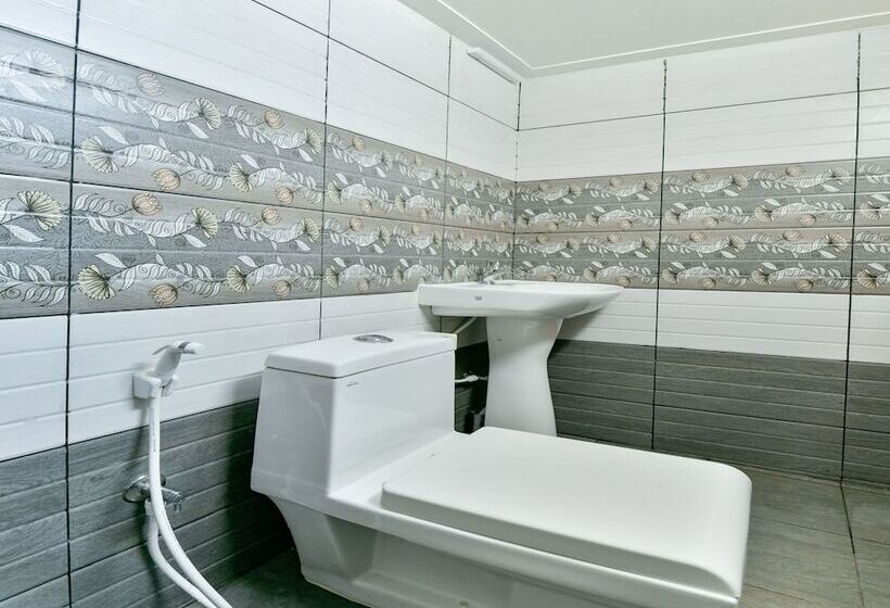 호텔 Oyo 16838 Big B Houseboat 10 Bhk