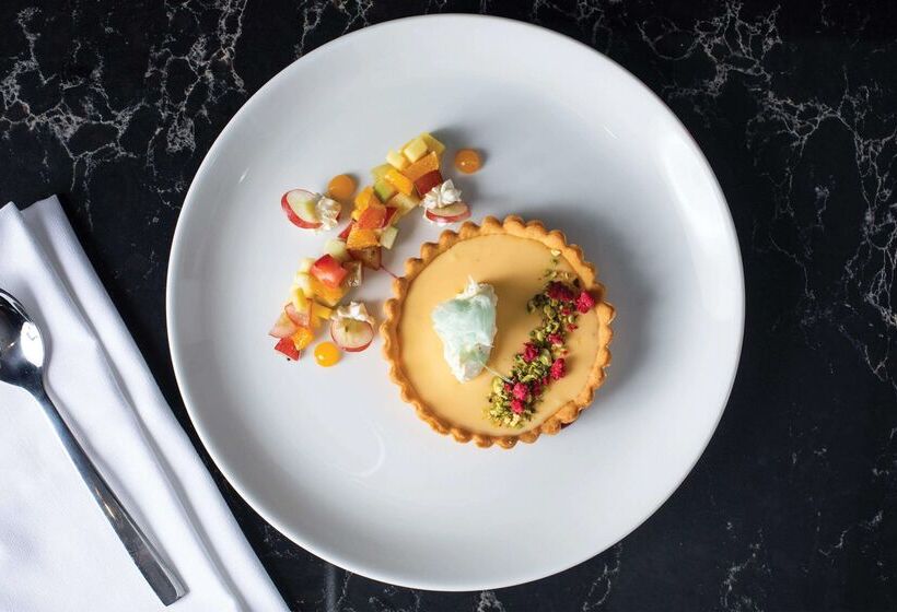 هتل Rydges Wellington Airport