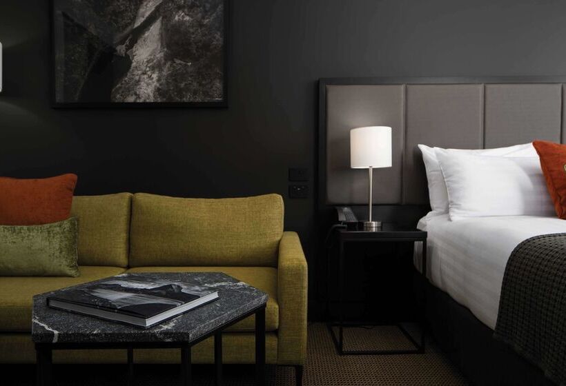 هتل Rydges Wellington Airport