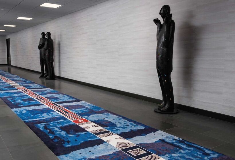 هتل Rydges Wellington Airport