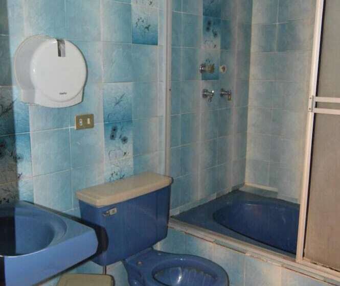 فندق Hostel Santiago De Latacunga