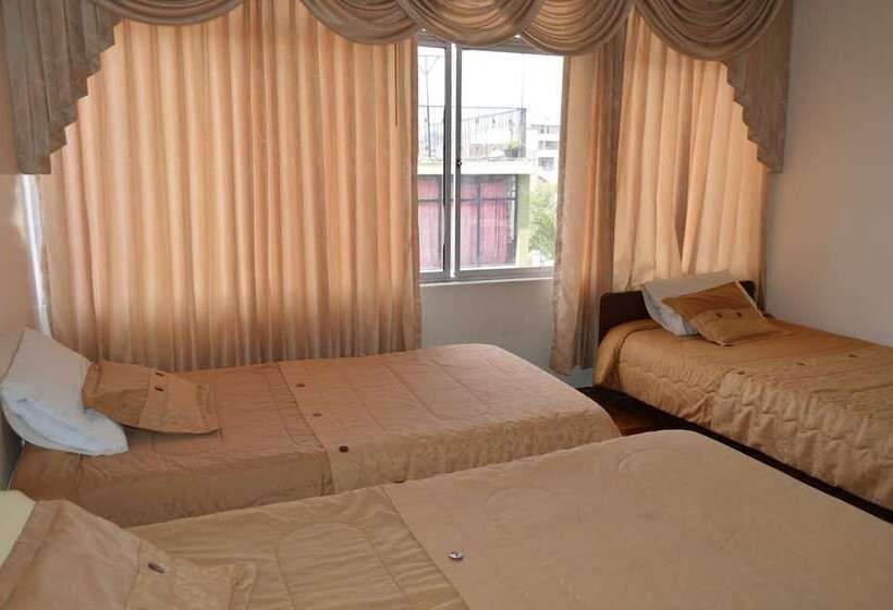 فندق Hostel Santiago De Latacunga