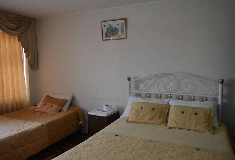 فندق Hostel Santiago De Latacunga