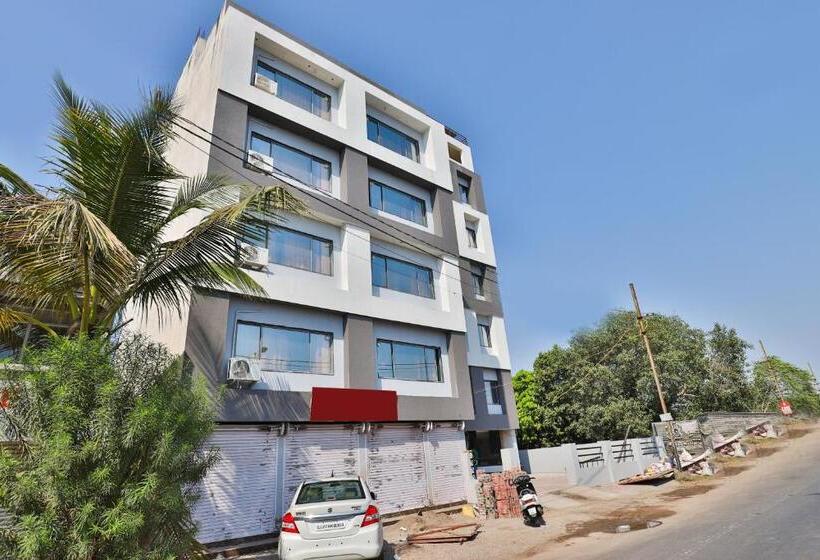 Nova Hotel New Crossroad