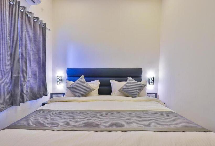 Nova Hotel New Crossroad