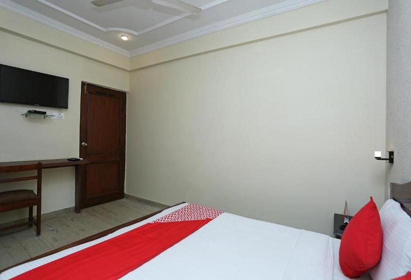 Oyo 10515 Hotel Vishnu Villas