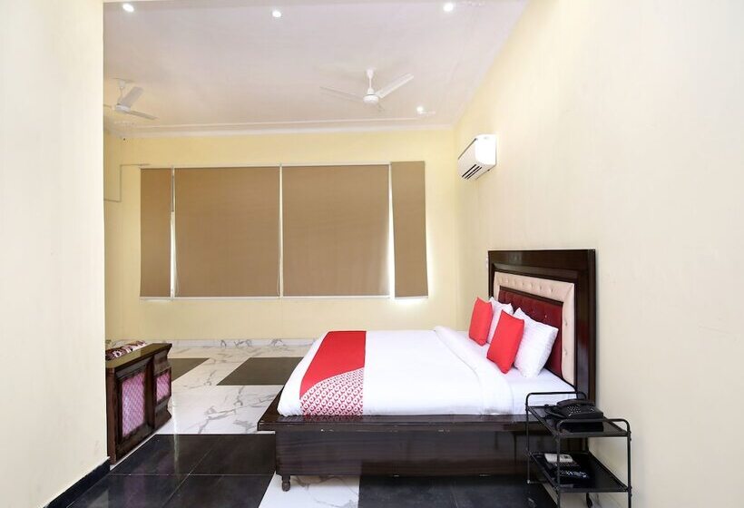 Oyo 16695 Hotel Sun View