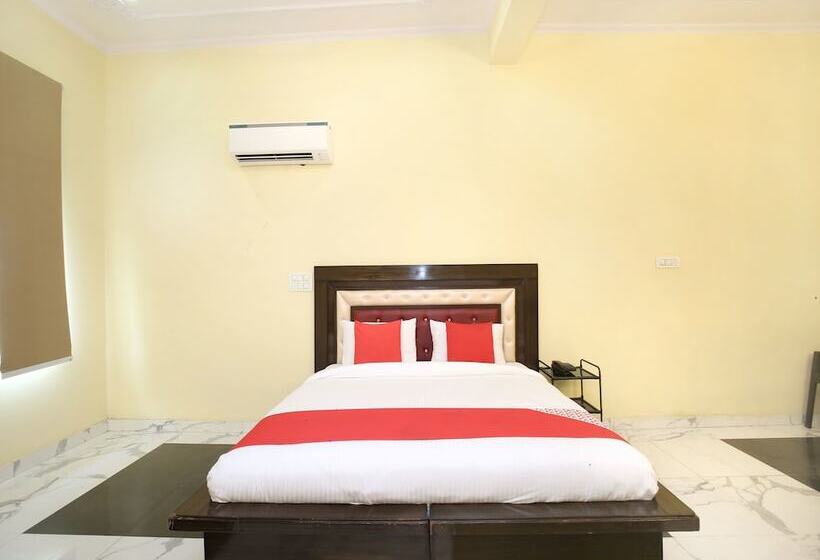 Oyo 16695 Hotel Sun View