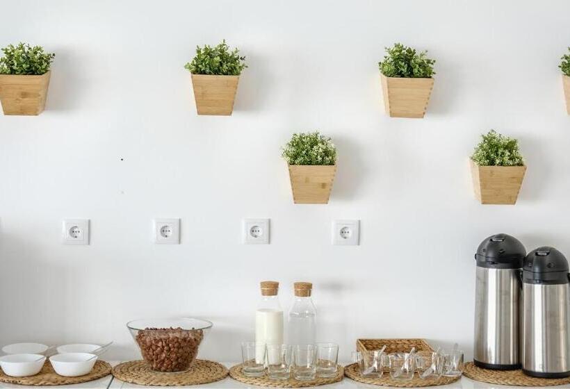 پانسیون 4u Lisbon Airport Suites