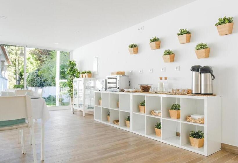 پانسیون 4u Lisbon Airport Suites