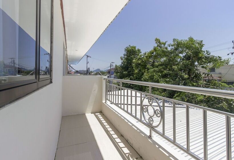 پانسیون Reddoorz Near Sam Ratulangi Airport Manado