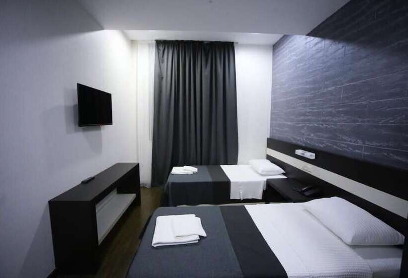 بنسيون West Tower