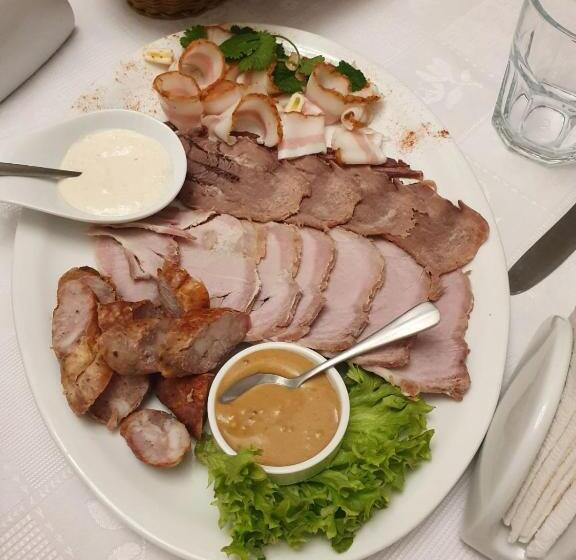 Restoran Hotel Stariy Melnik