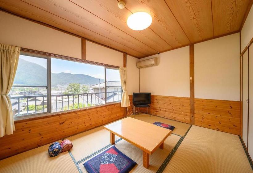 ريوكان Minshuku Tsutaya