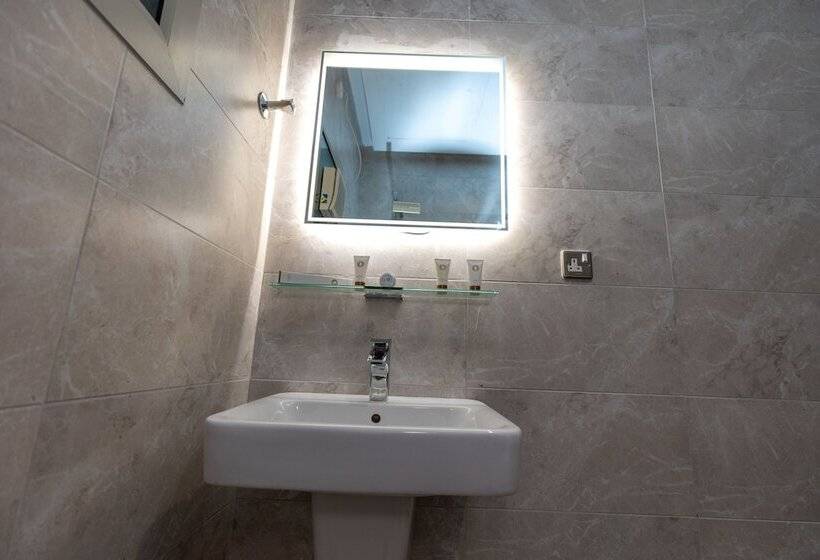 Saray Hotel Apartments