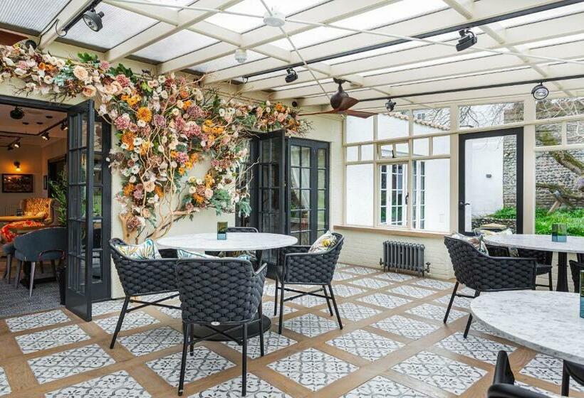 The Manor Coastal Hotel & Inn, Blakeney, Norfolk