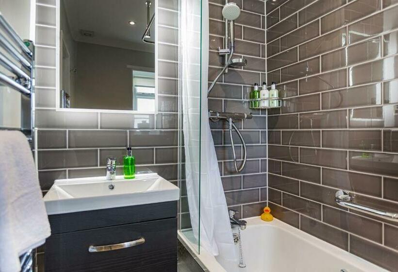 The Manor Coastal Hotel & Inn, Blakeney, Norfolk