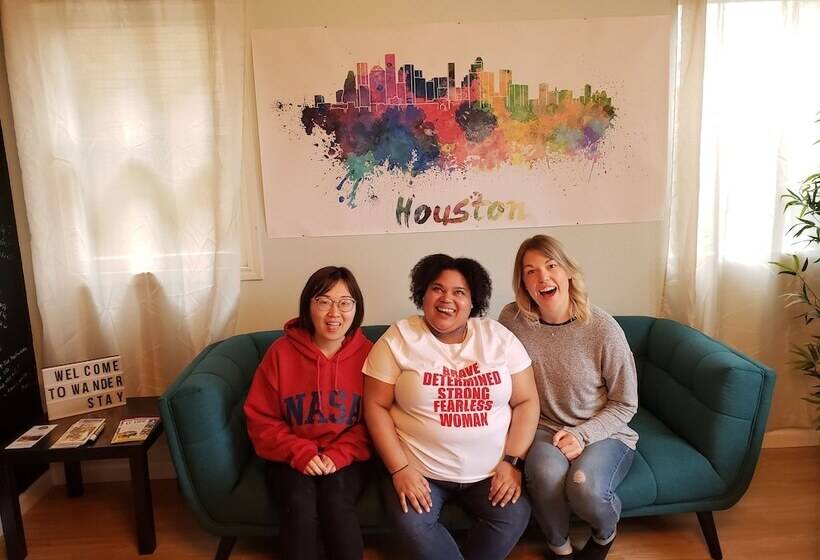 Wanderstay Houston Hostel