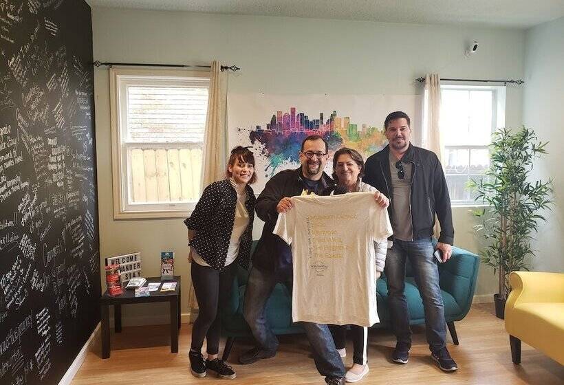 Wanderstay Houston Hostel