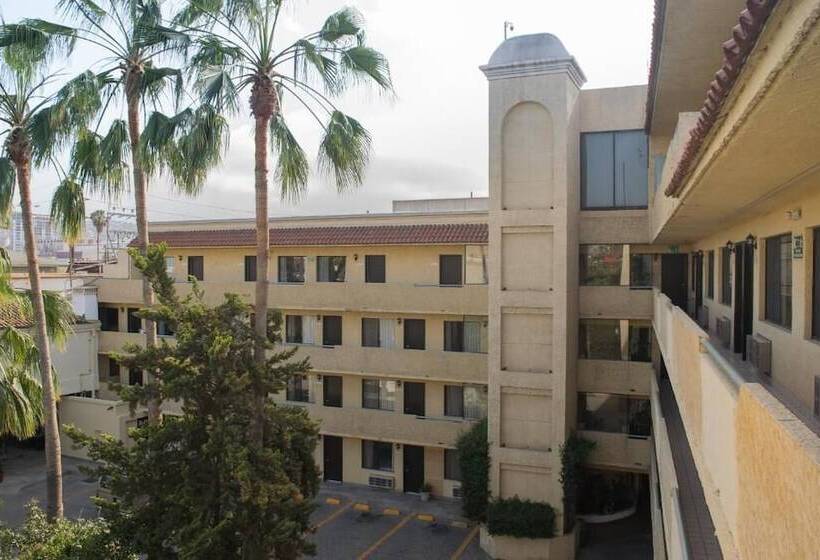 בית מלון כפרי America