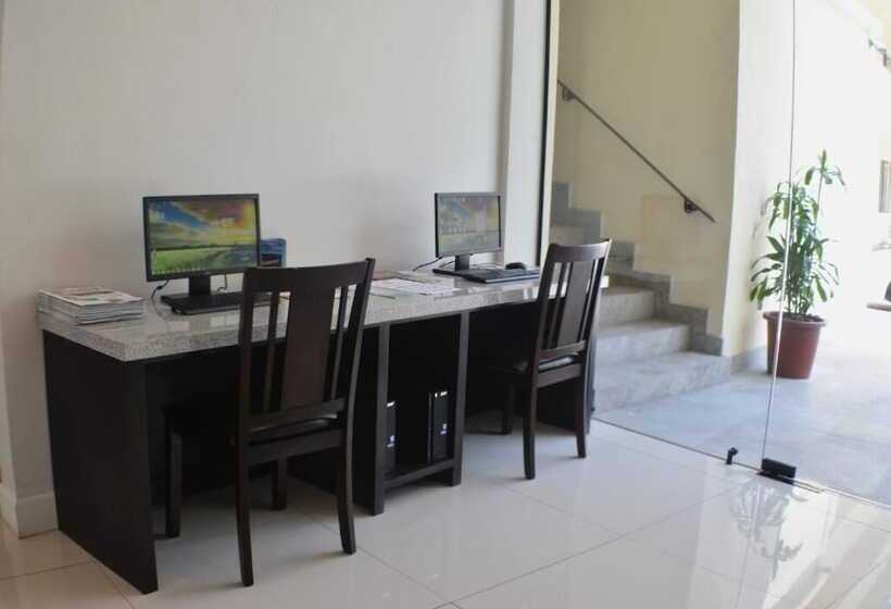 בית מלון כפרי America