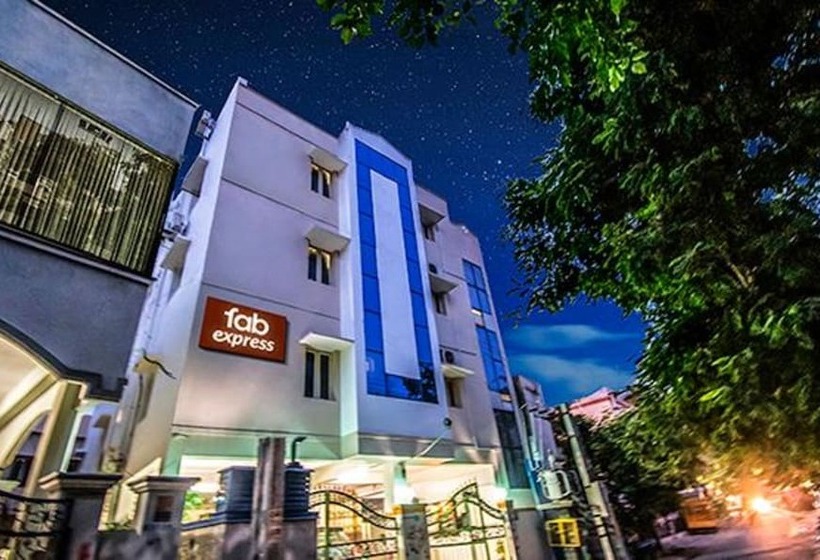 Fabhotel Aditya Yatri Nivas   Nr Tirupati Railway Station