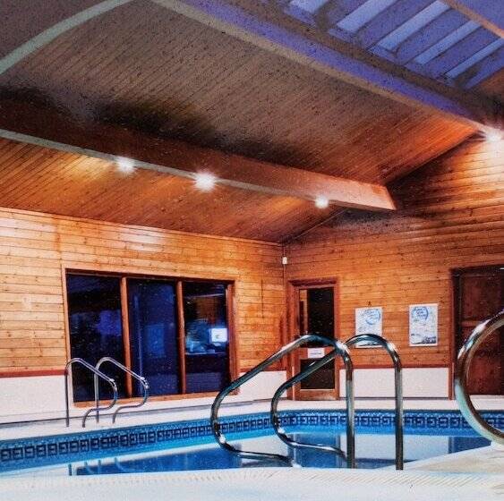 Ferns Hotel/palms Leisure