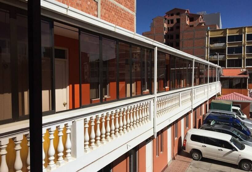 هتل Gran Copacabana Hostal