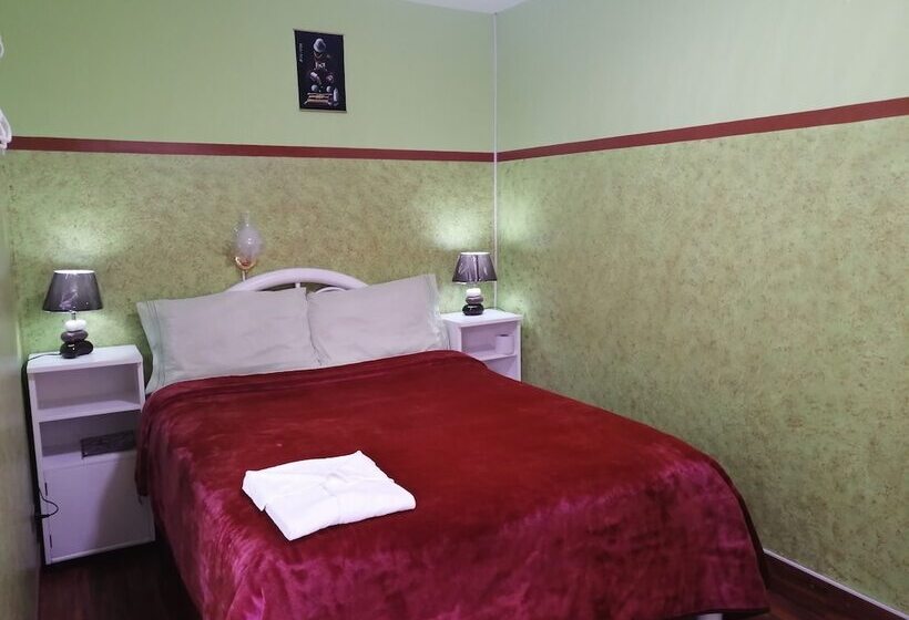 هتل Gran Copacabana Hostal