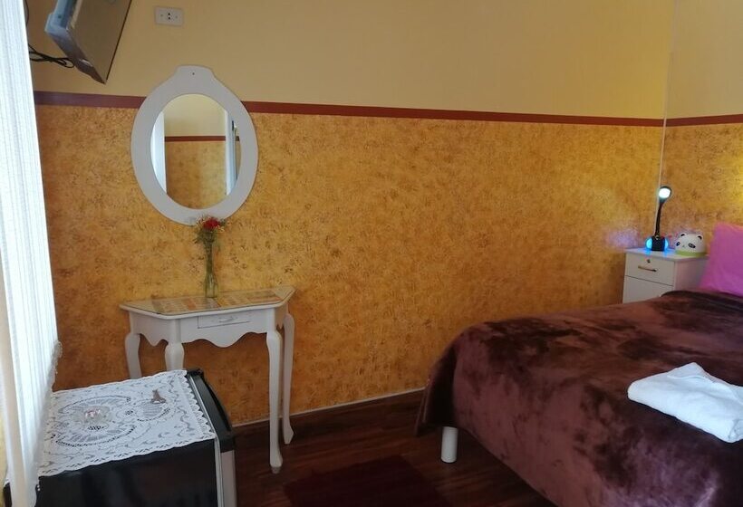 هتل Gran Copacabana Hostal