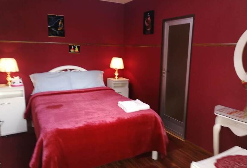 هتل Gran Copacabana Hostal