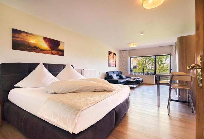 Отель Hofgut Held