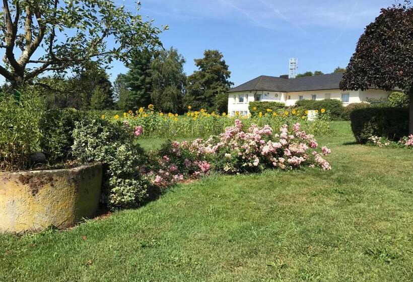 Отель Hofgut Held