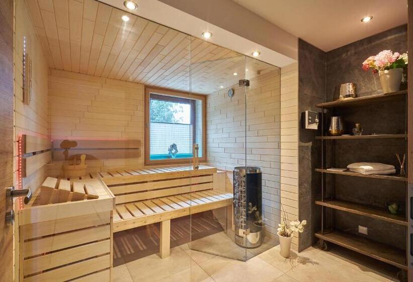 Отель Hofgut Held