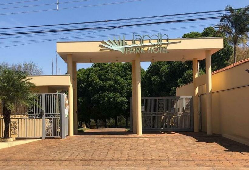 ホテル Jardin Park