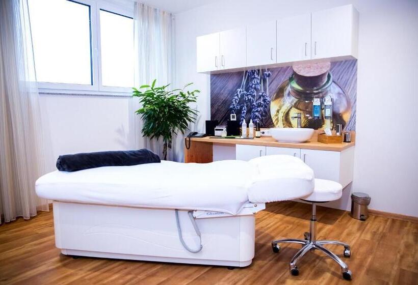 בית מלון כפרי Plus Punkt Private Spa