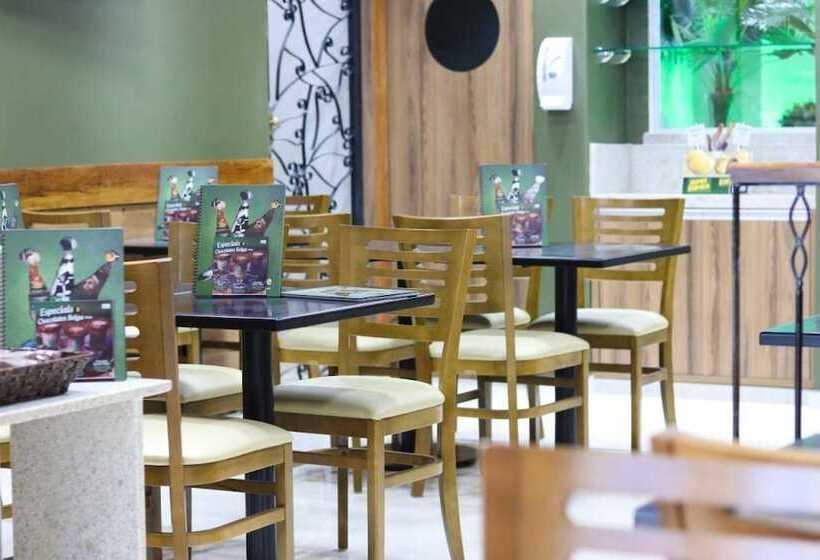 בית מלון כפרי San Remo