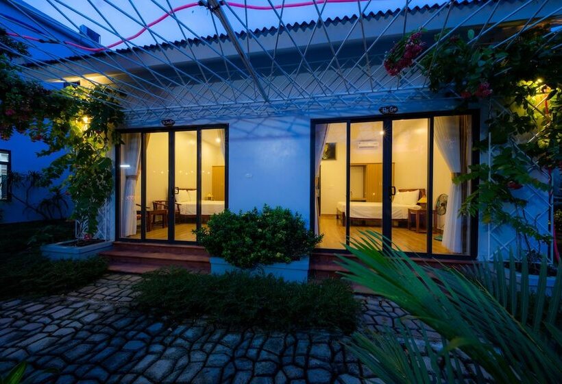 هتل Commander Lodge