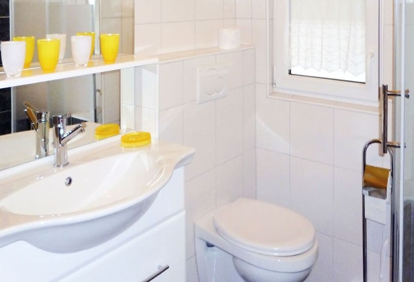 بنسيون Haus Bauer