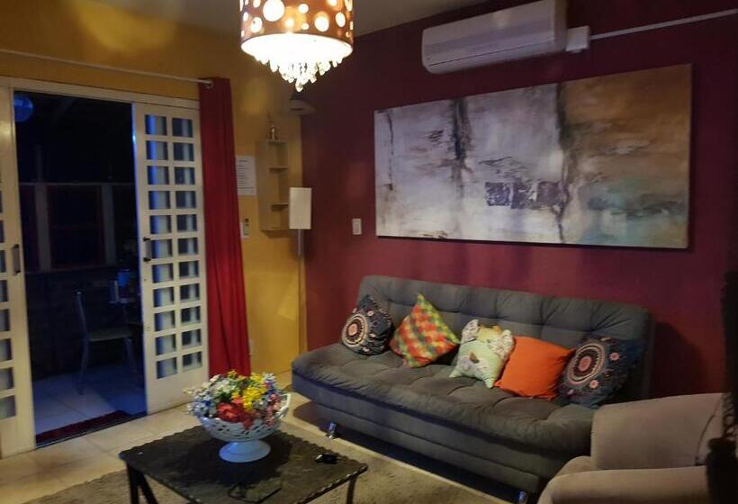 פנסיון Pousada Kolonisten Haus