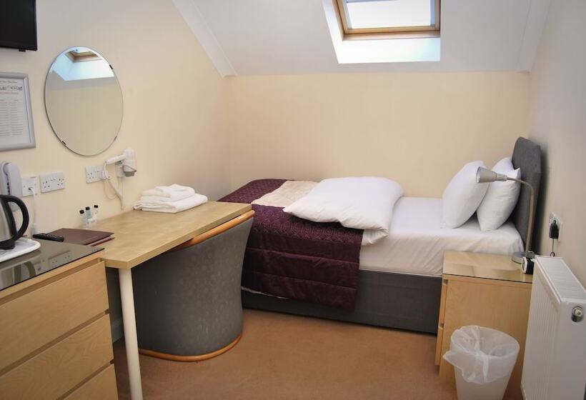 بنسيون The Old Schoolhouse