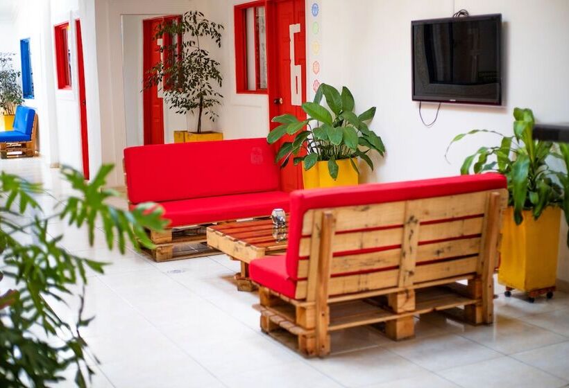 پانسیون Hostel Trip Monkey San Gil