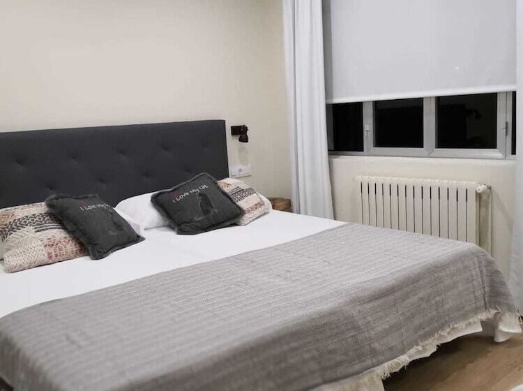 호텔 A Torre Do Lago