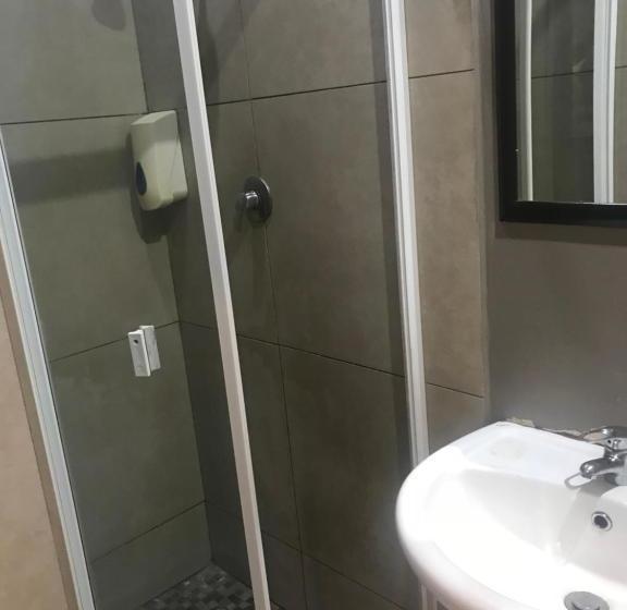 בית מלון כפרי Amble Inn Guest House