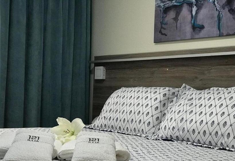 ホテル Illia 121 Apart