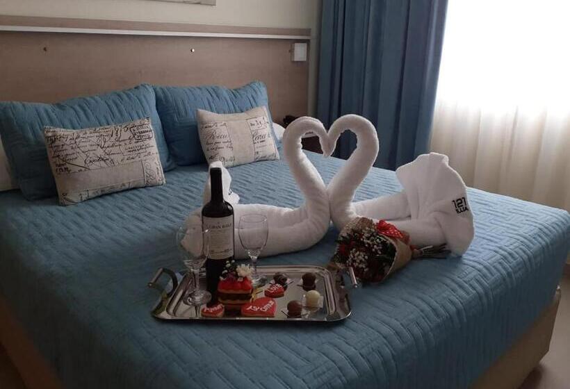 ホテル Illia 121 Apart